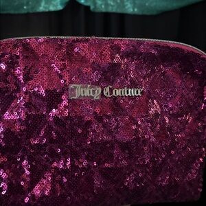 NWOT JUICY COUTURE sequin Cosmetic Bag